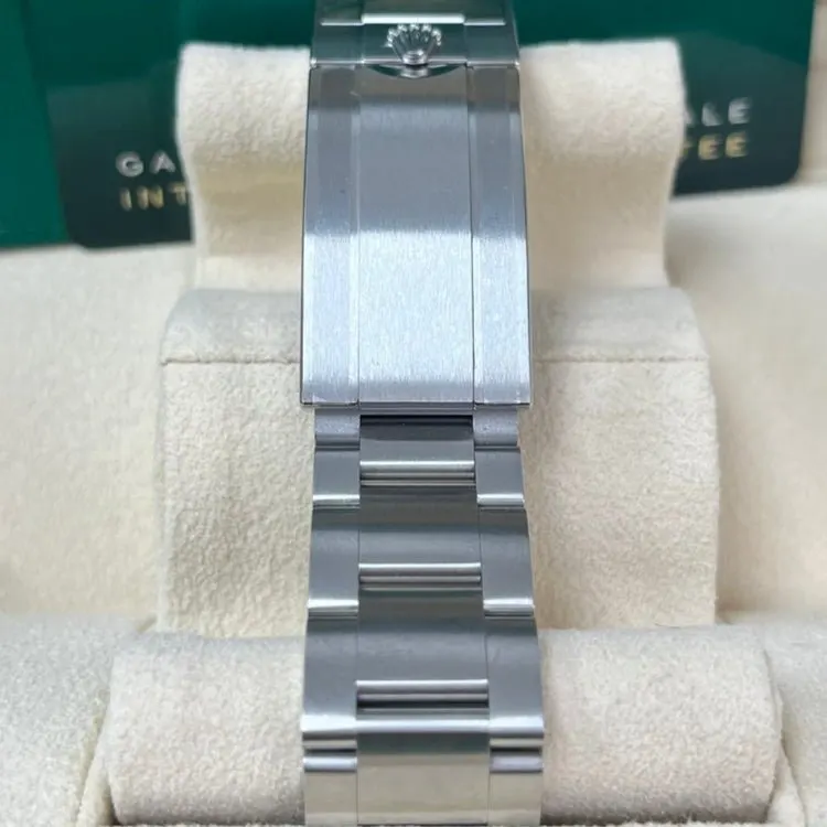 Rolex Sea-Dweller Deepsea 44mm Blue Never worn - Box View