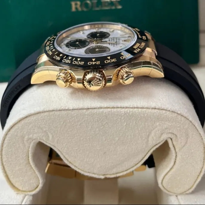 Rolex Daytona 40mm Black Never worn - Back View