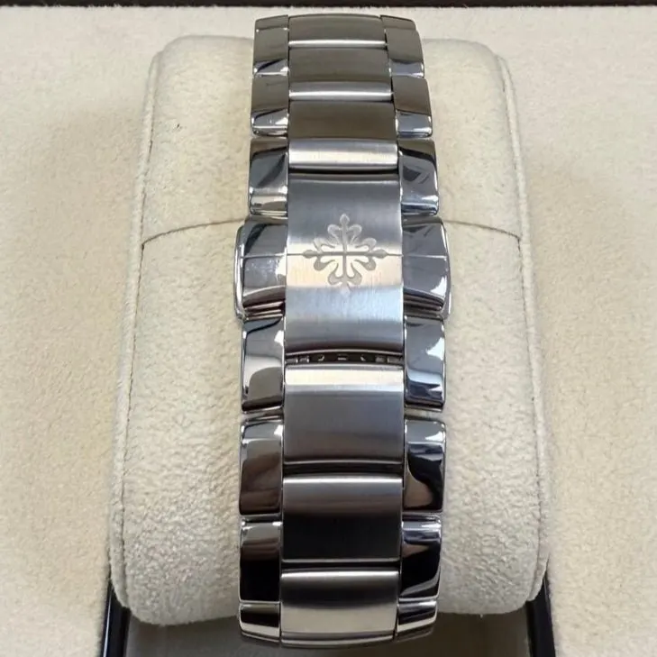 Patek Philippe Annual Calendar Complications Green Dial (Reference # 5905/1A-001) 42mm Green Never worn - Box View