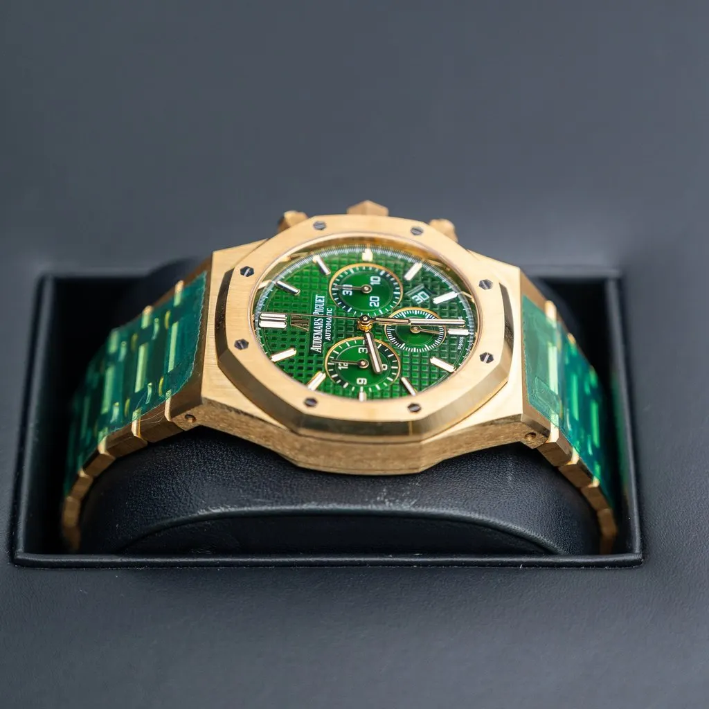 Audemars Piguet 41 mm Royal Oak Selfwinding Chronograph (Reference # 26331BA.OO.1220BA.02) MultiColor Never worn - Box View