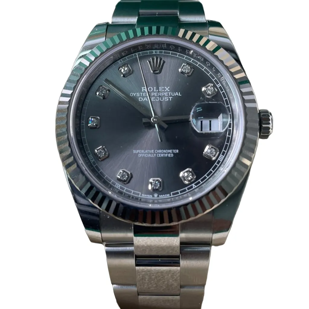 Rolex Datejust 41 Silver Never worn - Front View
