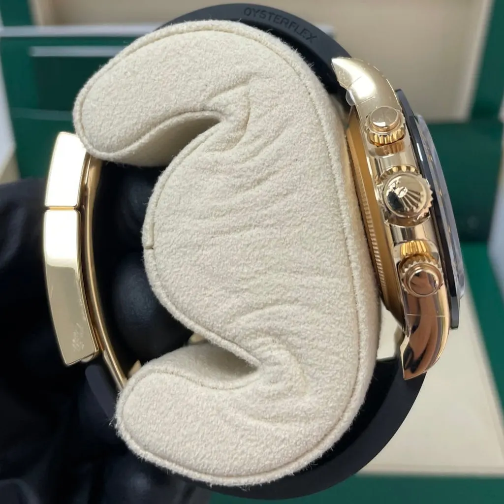 Rolex Daytona 40mm Black Never worn - Box View