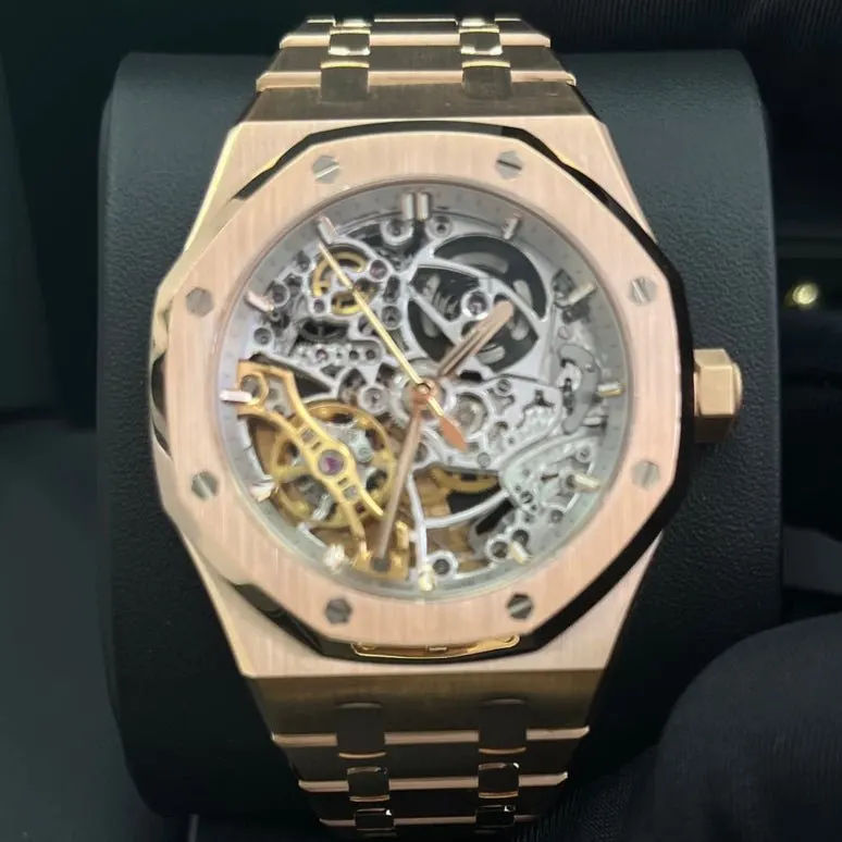 Audemars Piguet Royal Oak 37mm Pink Never worn - Model View