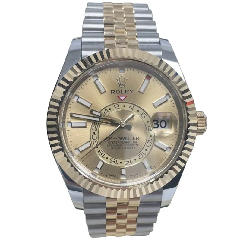 Rolex Sky-Dweller 42mm Gold Never worn - Front View