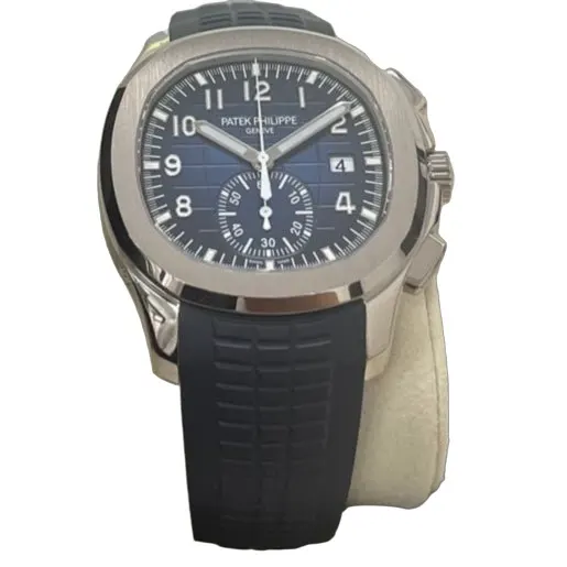 Patek Philippe Aquanaut 42mm MultiColor Never worn - Front View
