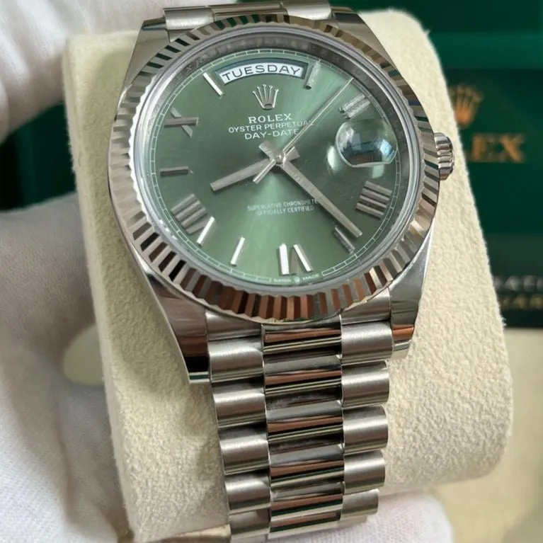 Rolex White Gold Day-Date 40 Watch - Fluted Bezel - Olive Green Bevelled Roman Dial - President Bracelet Green Never worn - Back View