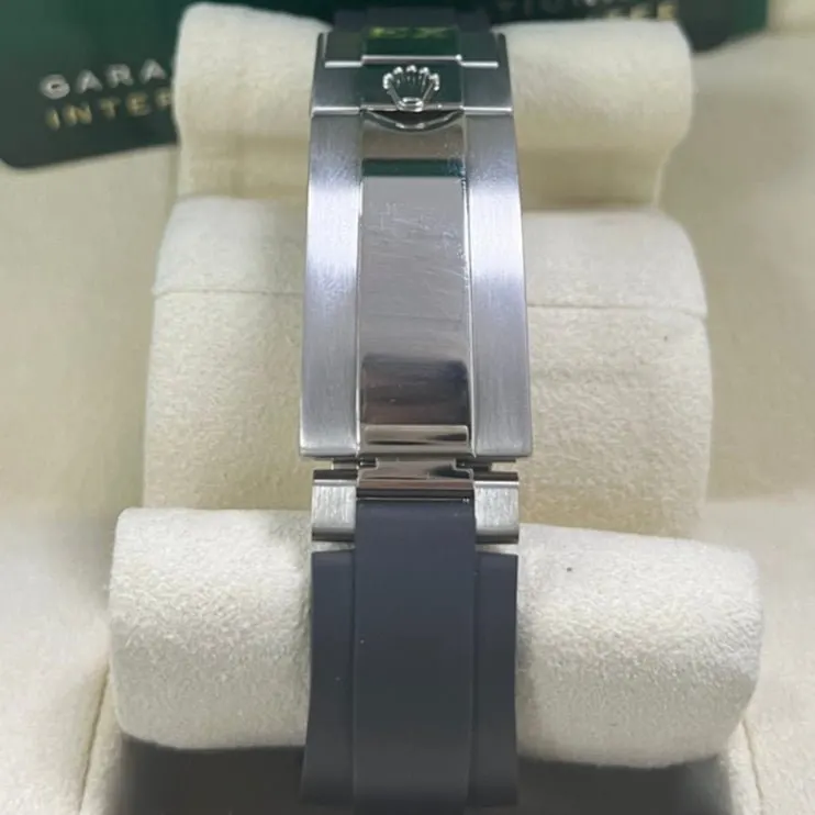 Rolex White Gold Yacht-Master 42 Watch - Black Dial - Oysterflex Strap Black Never worn - Model View