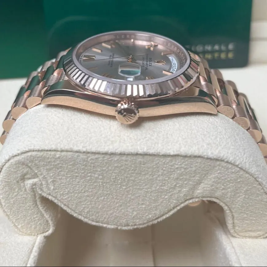 Rolex Day-Date 40 Pink Never worn - Back View