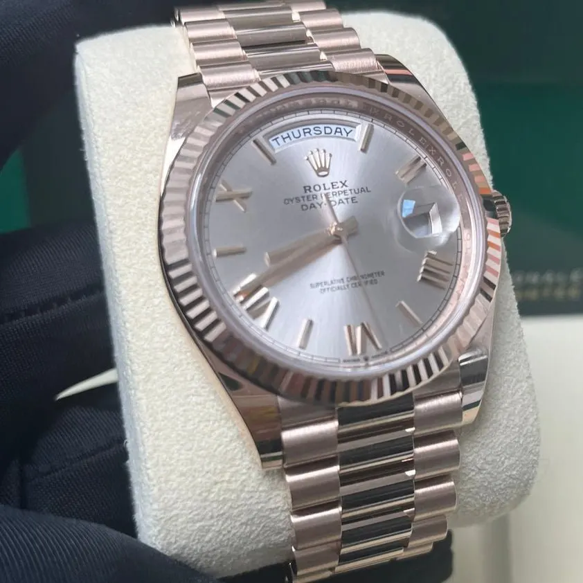 Rolex Day-Date 40 Pink Never worn - Box View