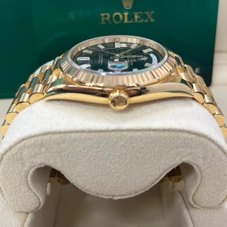 Rolex Day-Date 40 Silver Never worn - Back View