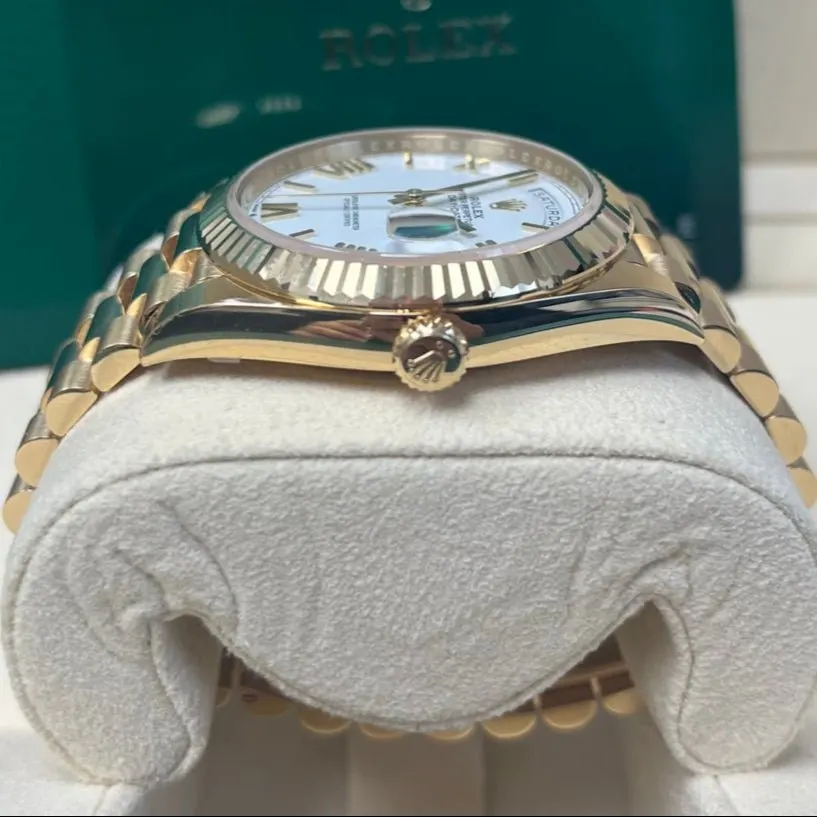 Rolex Day-Date 40 White Never worn - Back View