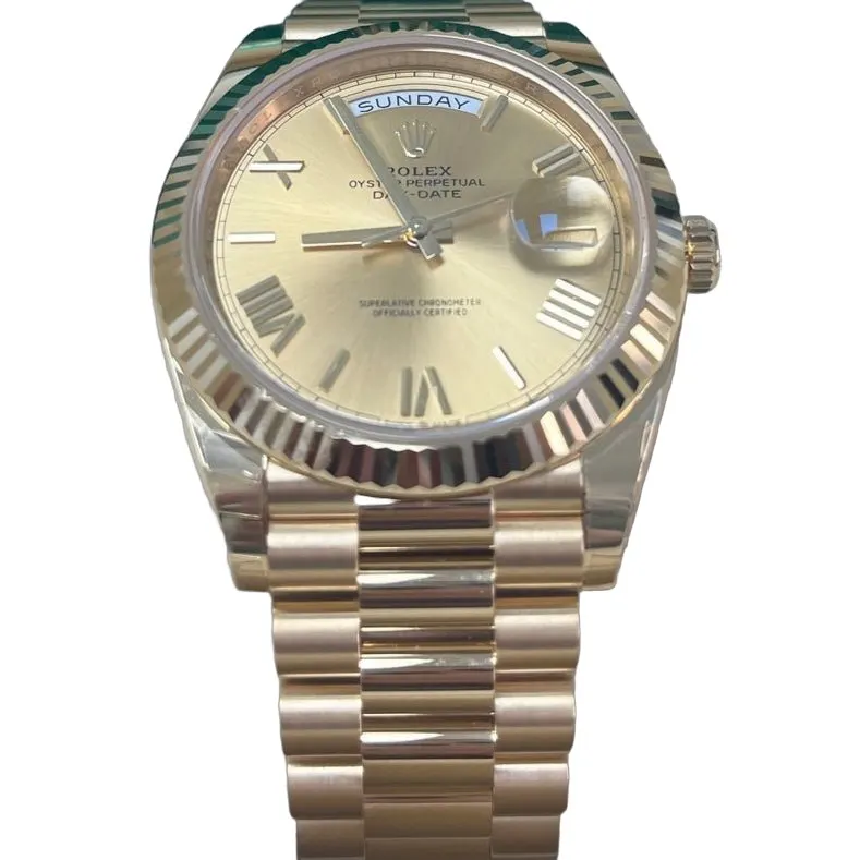 Rolex Day-Date 40 Gold Never worn - Front View