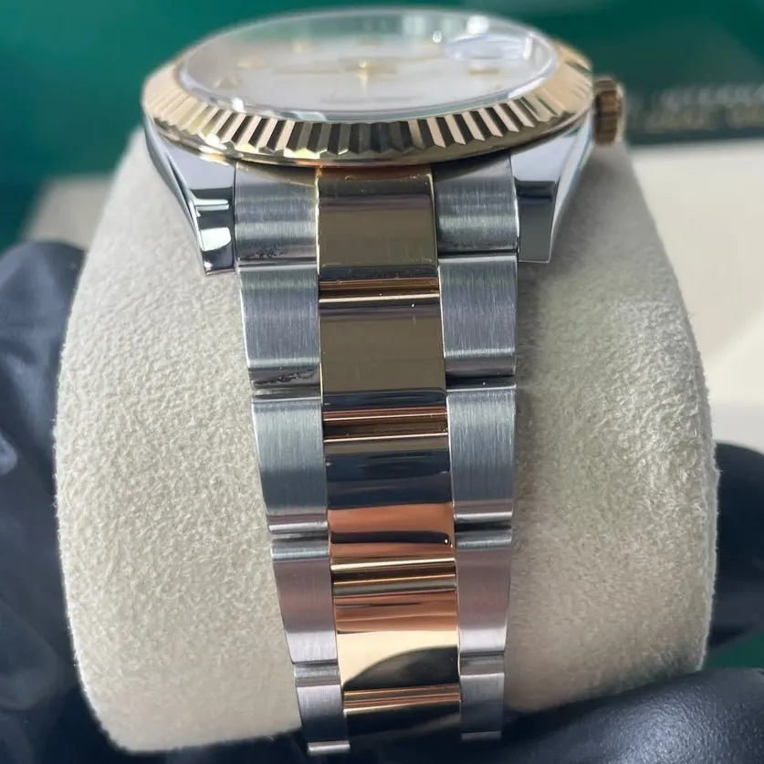 Rolex Datejust 41 Silver Never worn - Back View