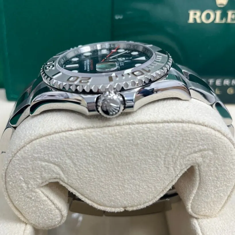 Rolex Yacht-Master 40mm Blue Never worn - Box View