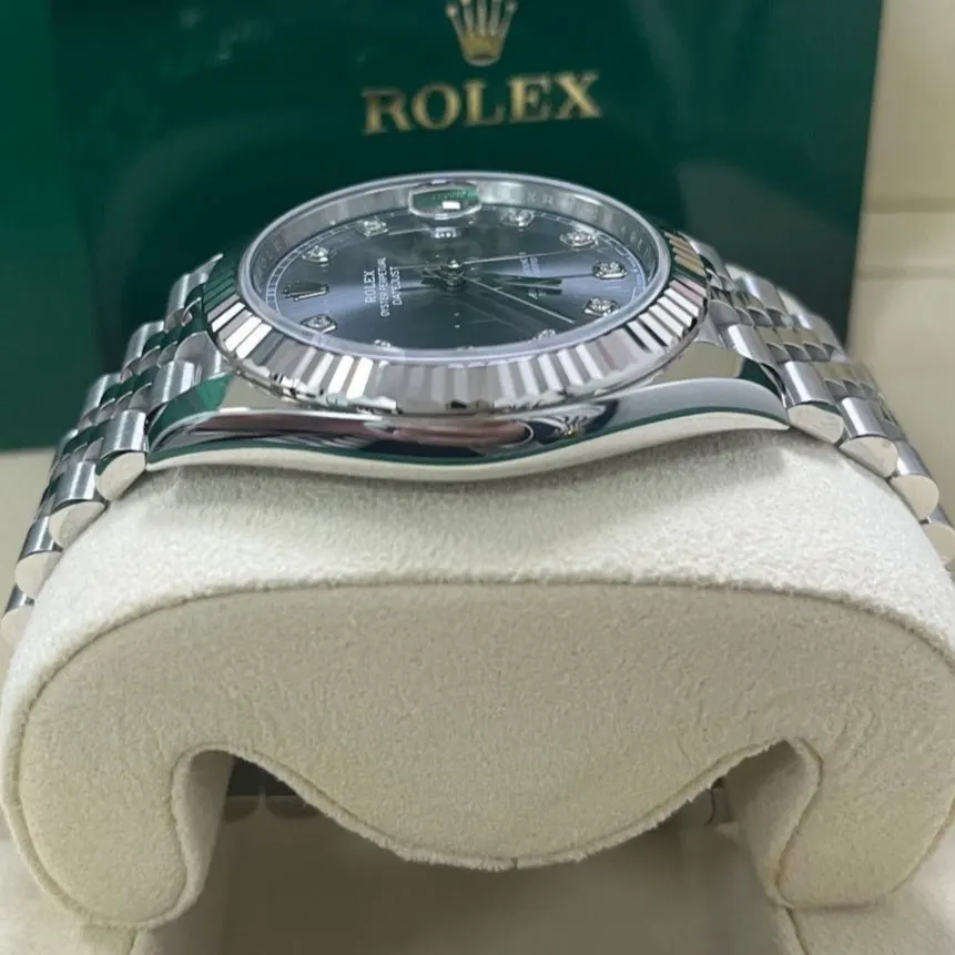 Rolex Datejust 41 Silver Never worn - Back View
