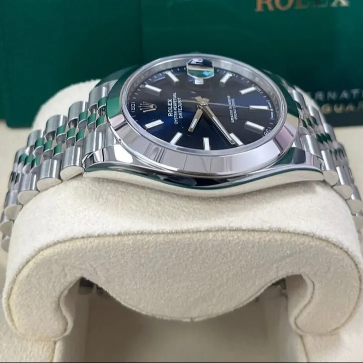Rolex Datejust 41 Blue Never worn - Back View
