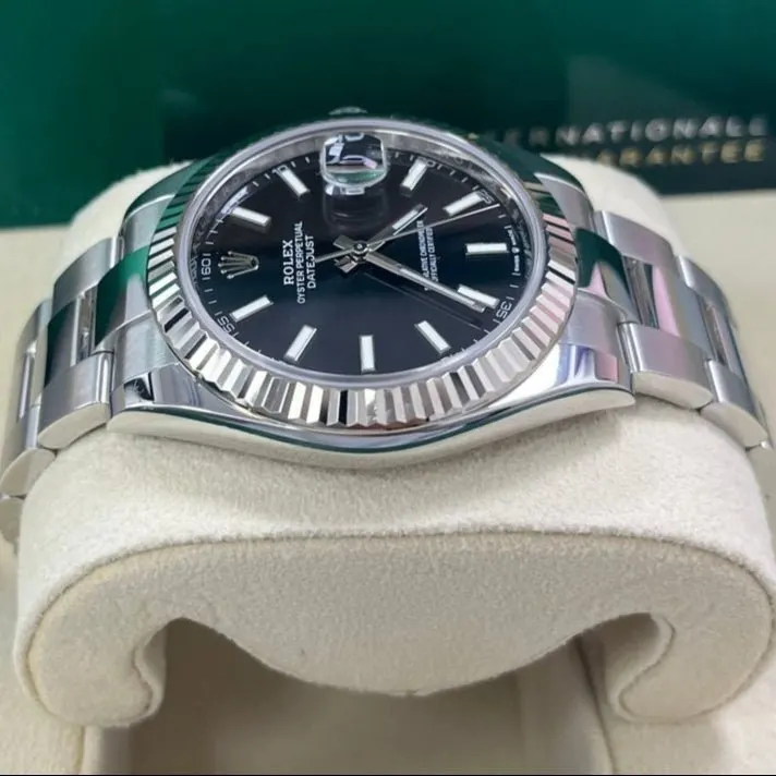 Rolex Datejust 41 Black Never worn - Inside View