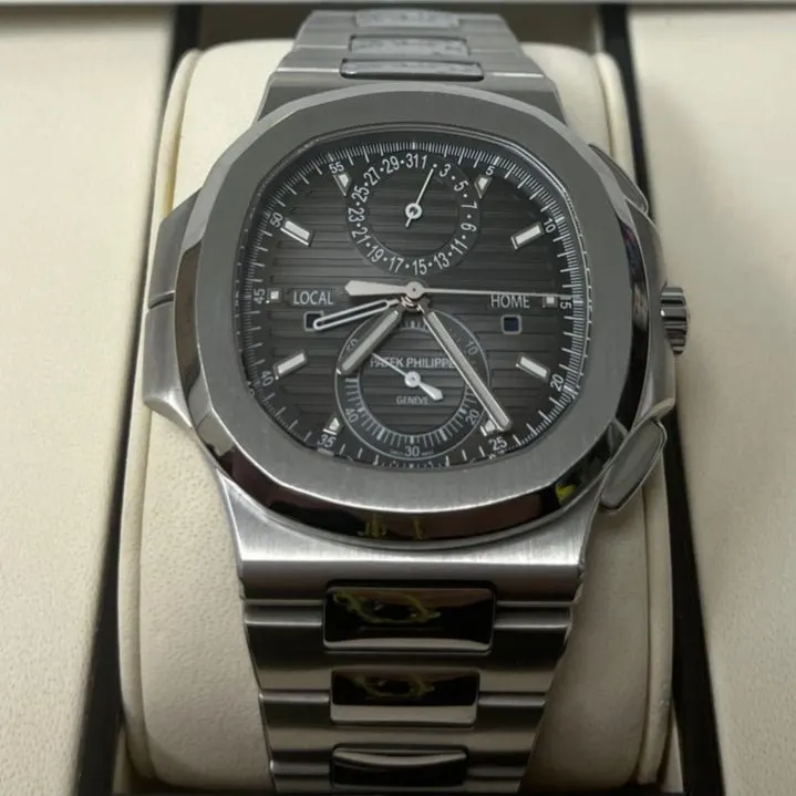 Patek Philippe Nautilus 40mm Black Never worn - Inside View