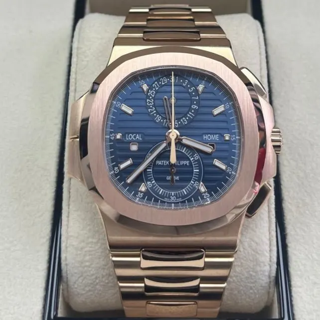 Patek Philippe Nautilus 40mm MultiColor Never worn - Inside View