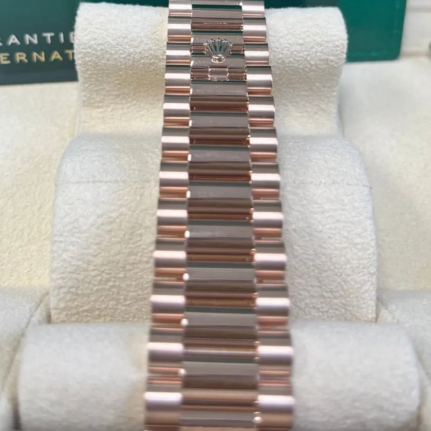 Rolex Day-Date 40 Pink Never worn - Inside View