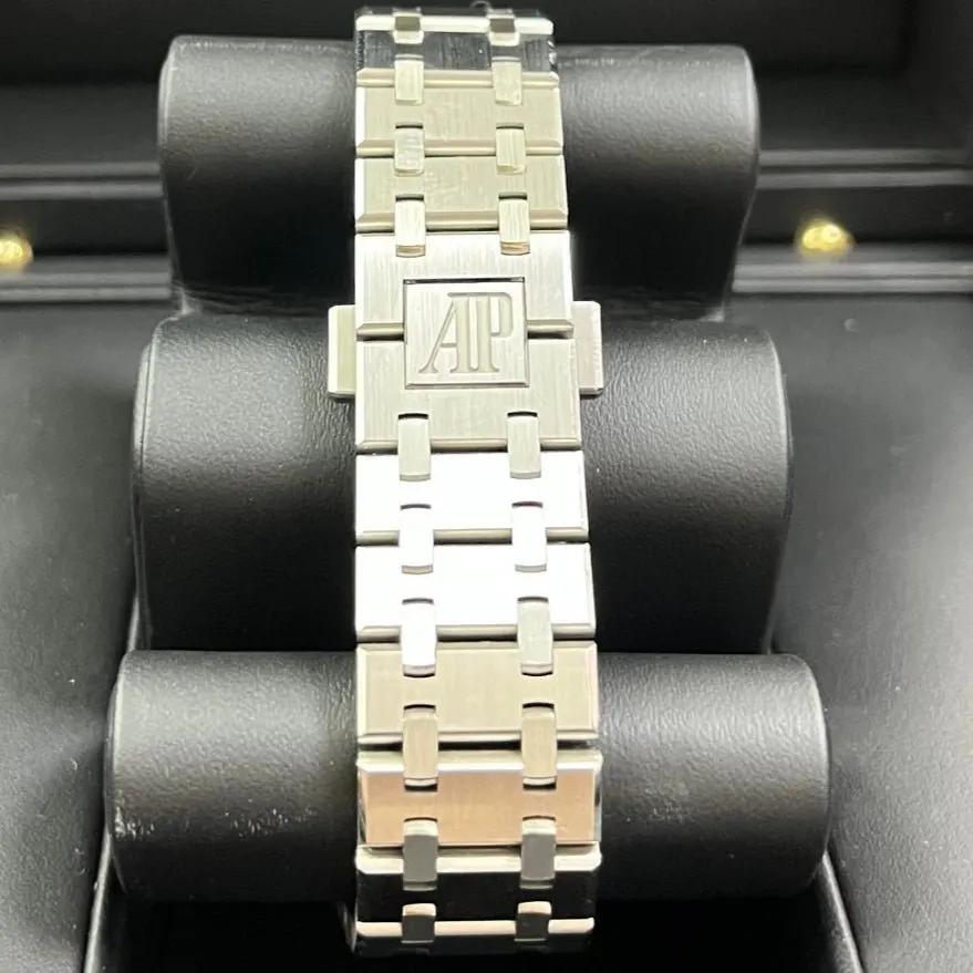 Audemars Piguet Royal Oak Selfwinding 38mm Silver Never worn - Inside View