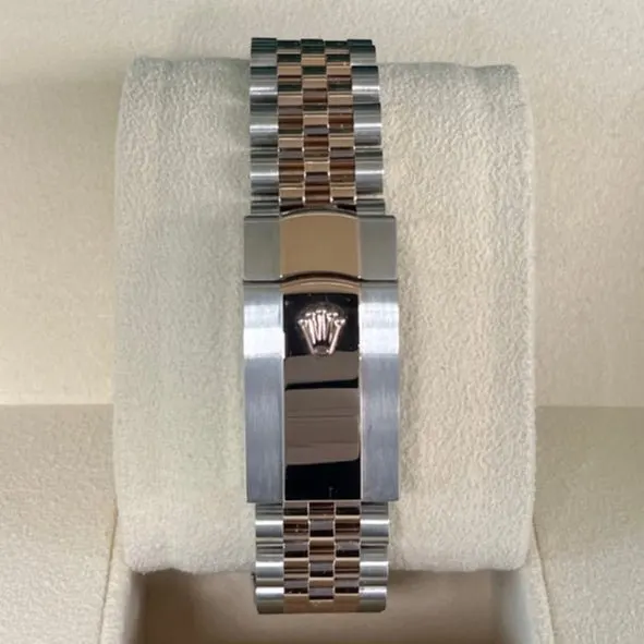 Rolex Datejust 41 Pink Never worn - Box View