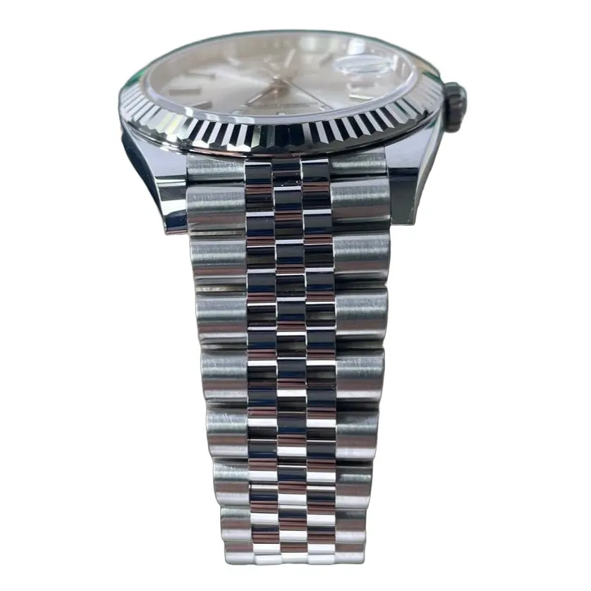 Rolex Datejust 41 Silver Never worn - Front View