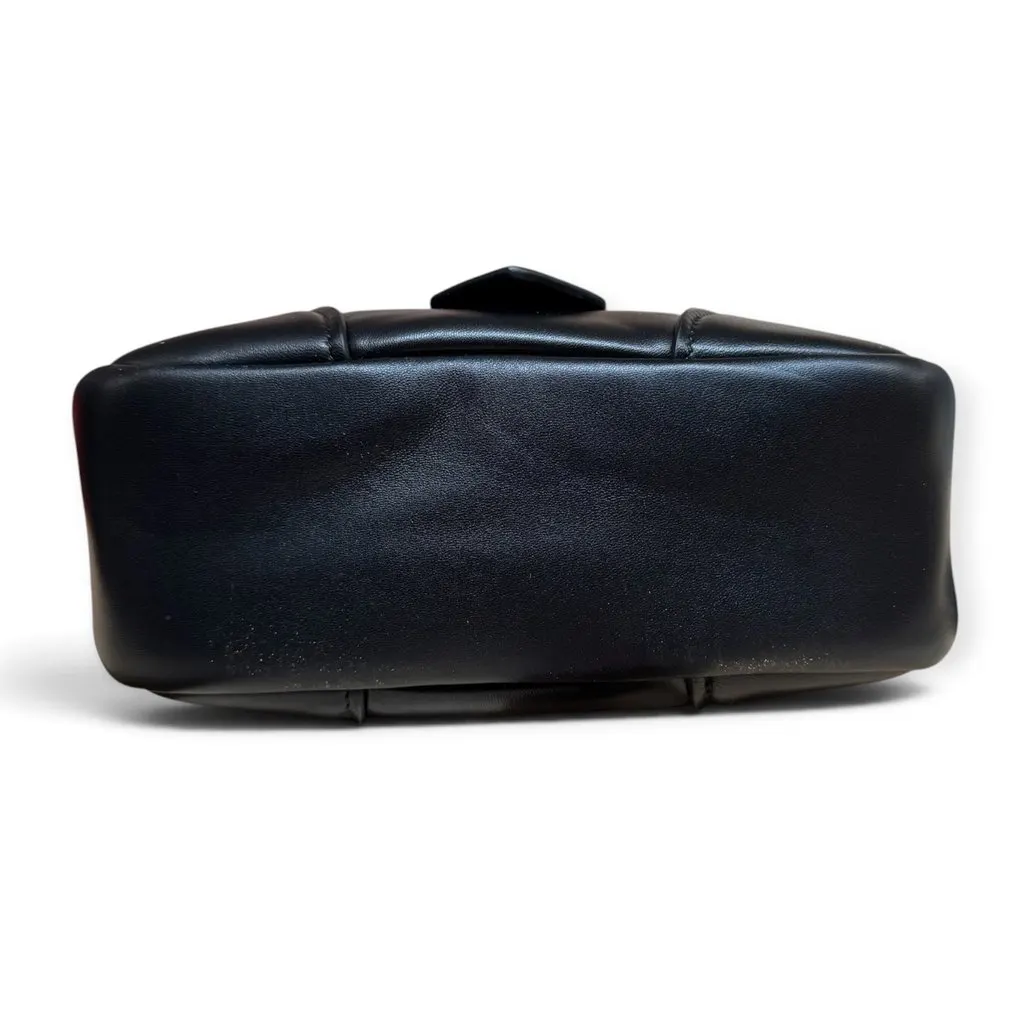 Prada Prada Re-Edition 2002 Moon Bag Black Leather Never worn, with tag - Inside View