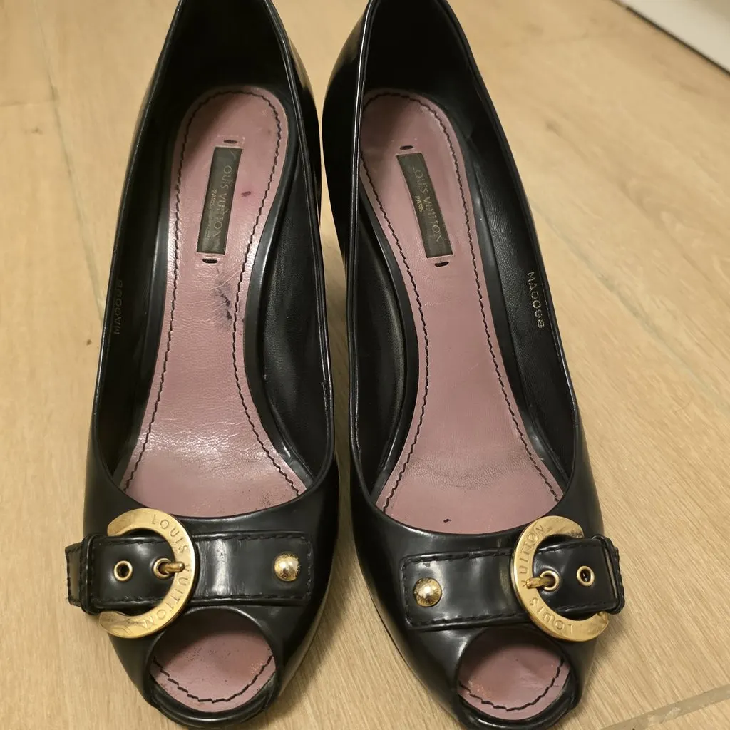 Louis Vuitton Louis Vuitton Peep-toe Heels Black Leather Good - Inside View