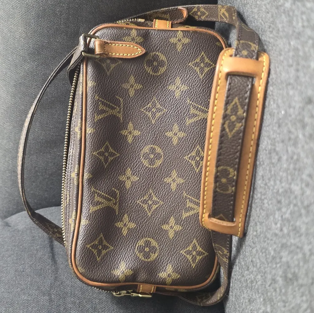 Louis Vuitton Pochette Marly Bandoulière Brown Canvas Fair - Back View
