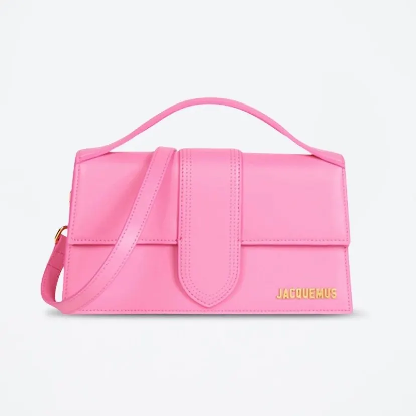 Jacquemus Le Grand Bambino Leather Bag – Pink Pink Leather Never worn, with tag - Model View