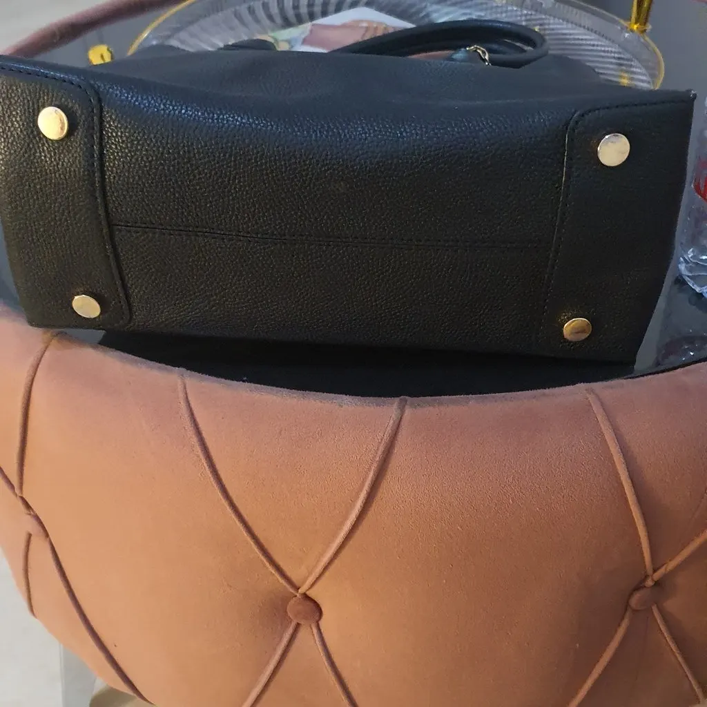 Michael Kors Black Leather Black Leather Very good - Inside View