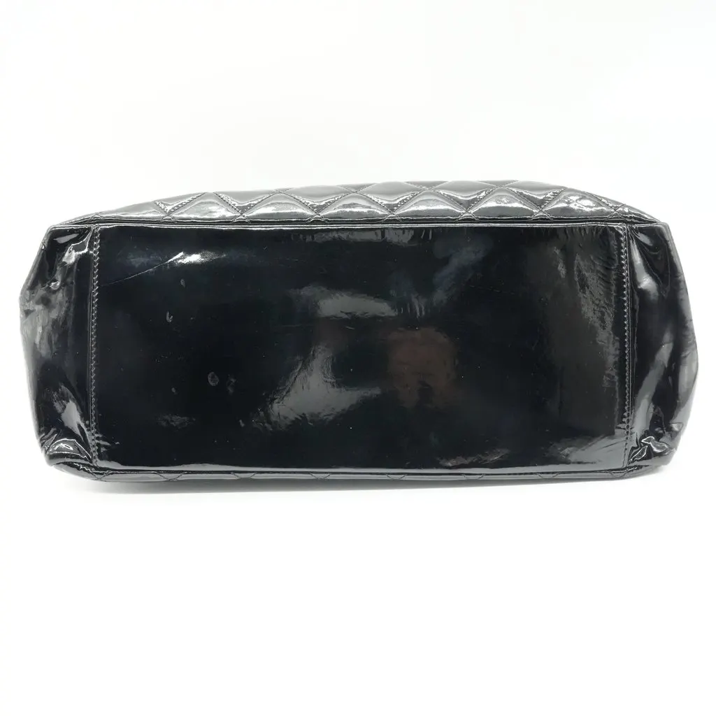 Chanel Grand Shopping Tote Patent Black Leather Good - Inside View