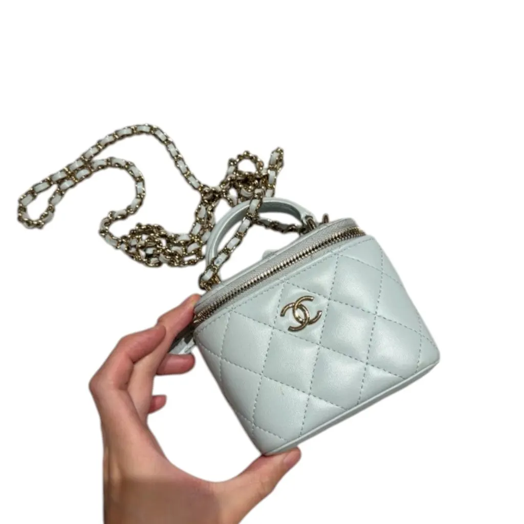 Chanel Vanity Blue Leather Very good - Inside View