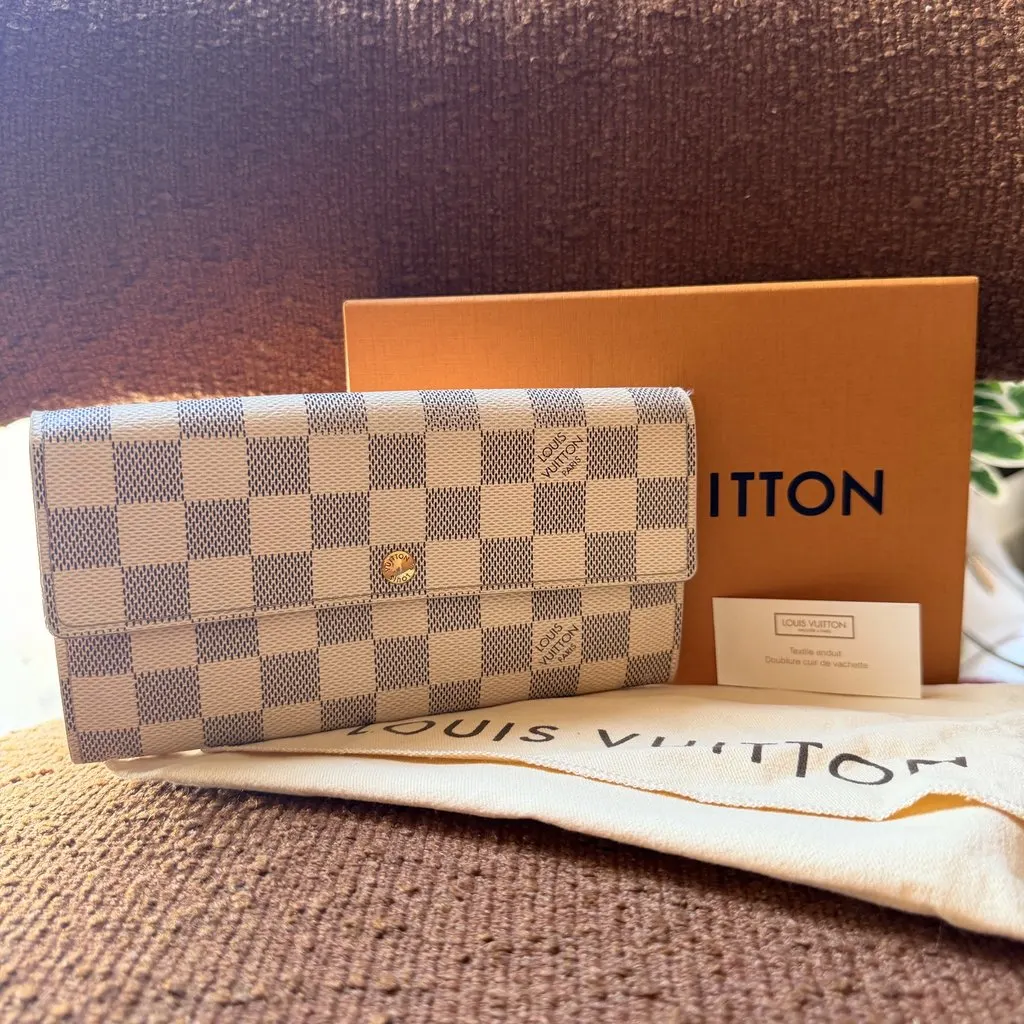 Louis Vuitton Damier Azur Sarah Wallet MultiColor Canvas Good - Back View