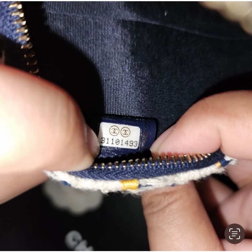 Chanel Tweed 19 Round Bag - Image 6