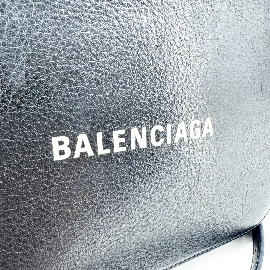 Balenciaga Everyday Camera Bag XS Black Black Leather Fair - Box View
