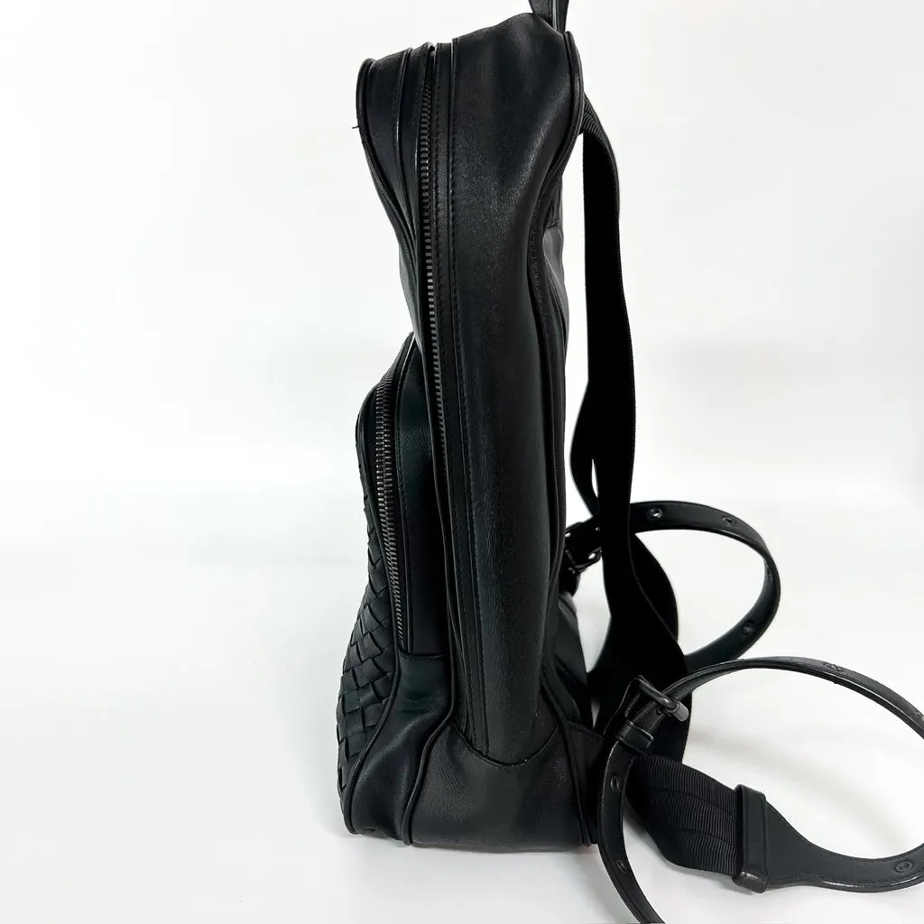 Bottega Veneta Intrecciato Leather Backpack Black Black Leather Good - Model View