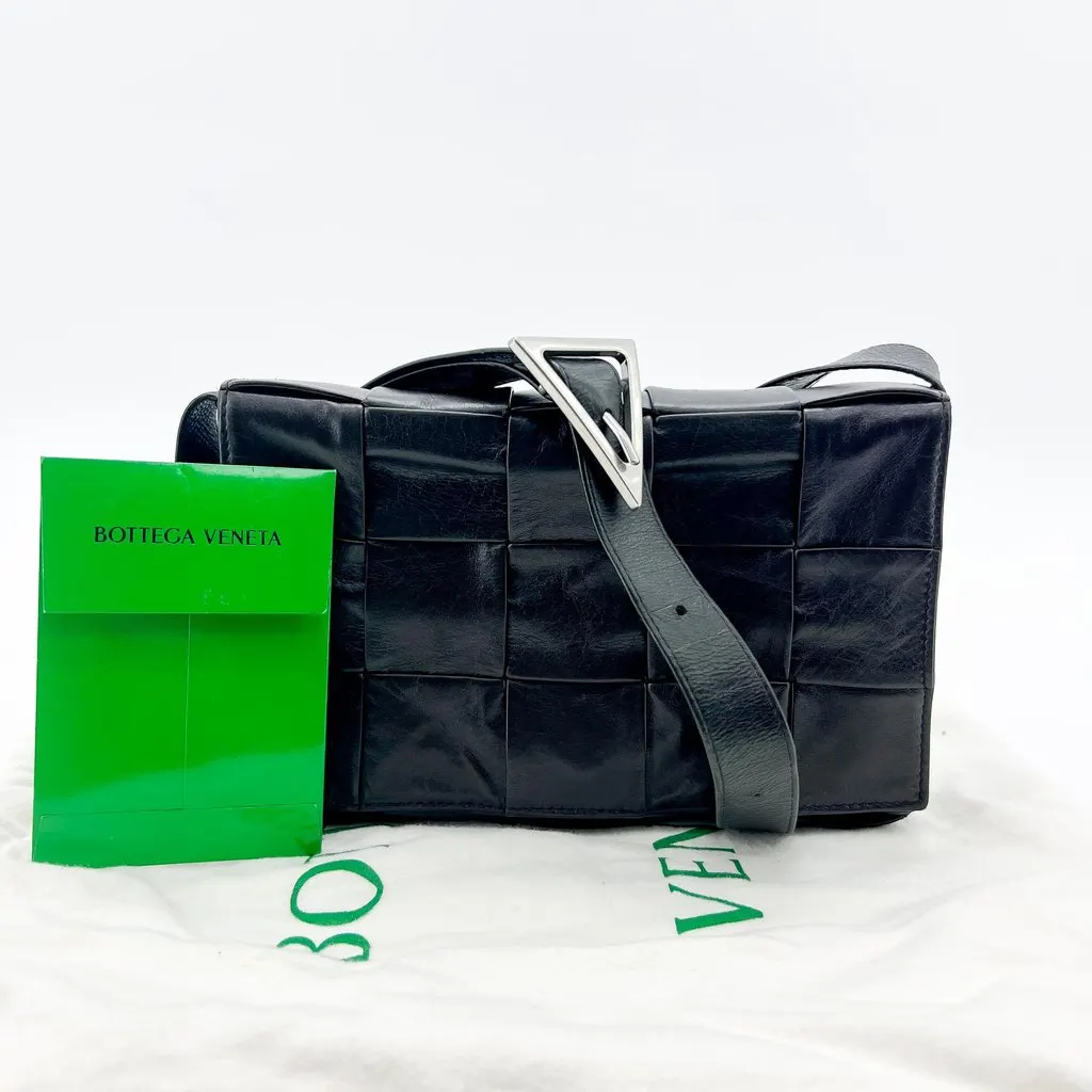 Bottega Veneta Intrecciato Cassette Bag Black with Silver Hardware MultiColor Leather Very good - Back View
