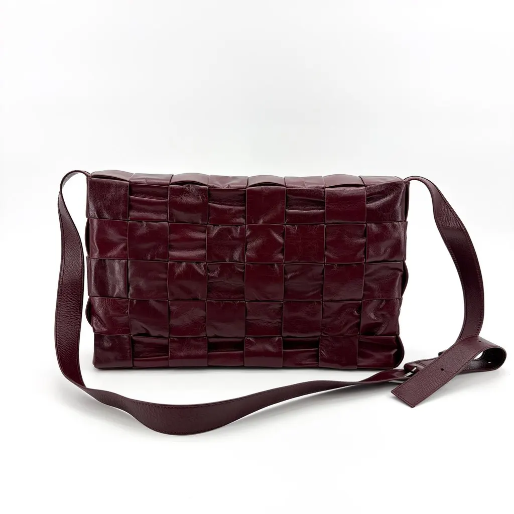 Bottega Veneta Cassette Bag Burgundy Burgundy Leather Good - Back View