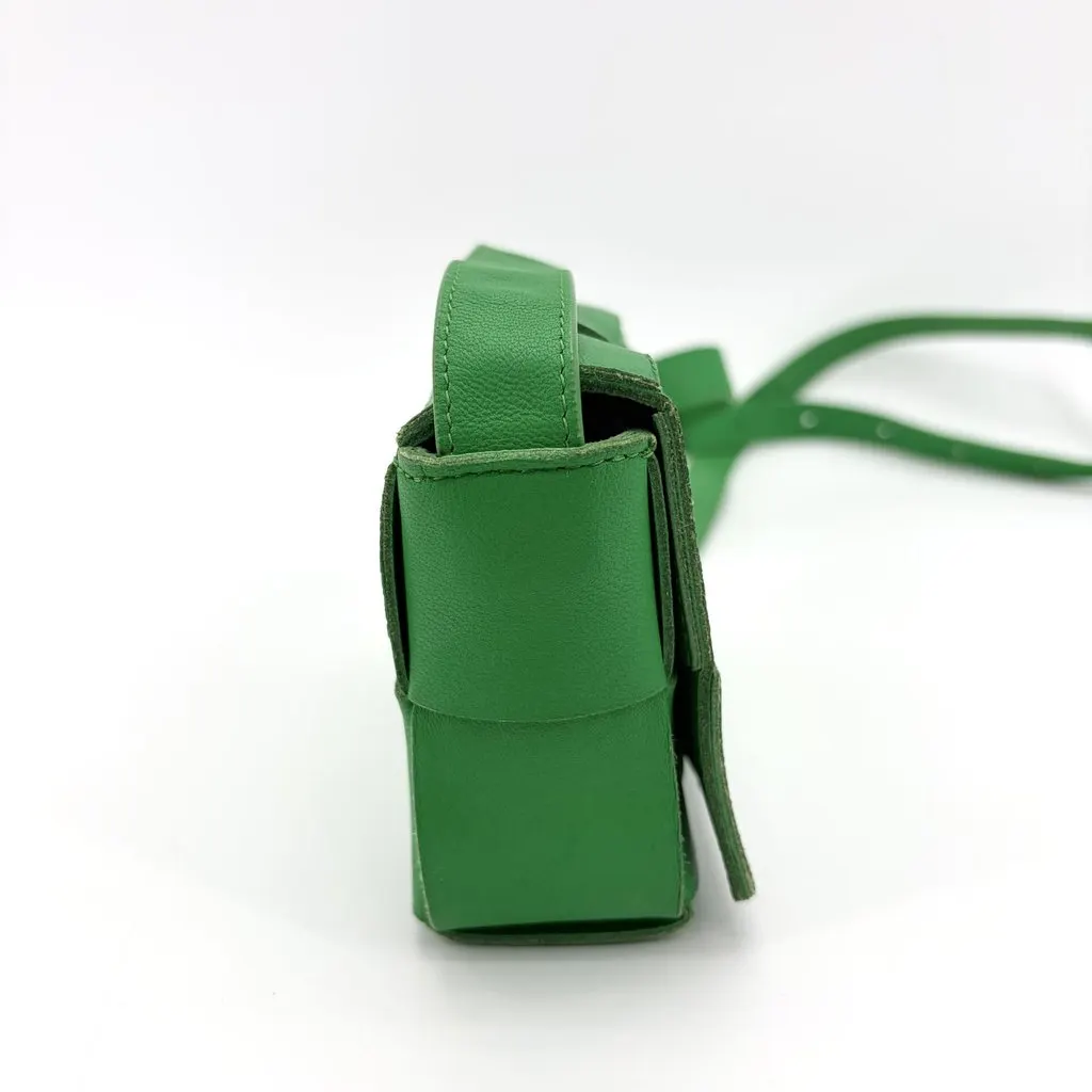 Bottega Veneta Mini Cassette Shoulder Bag Parakit Green Leather Good - Model View