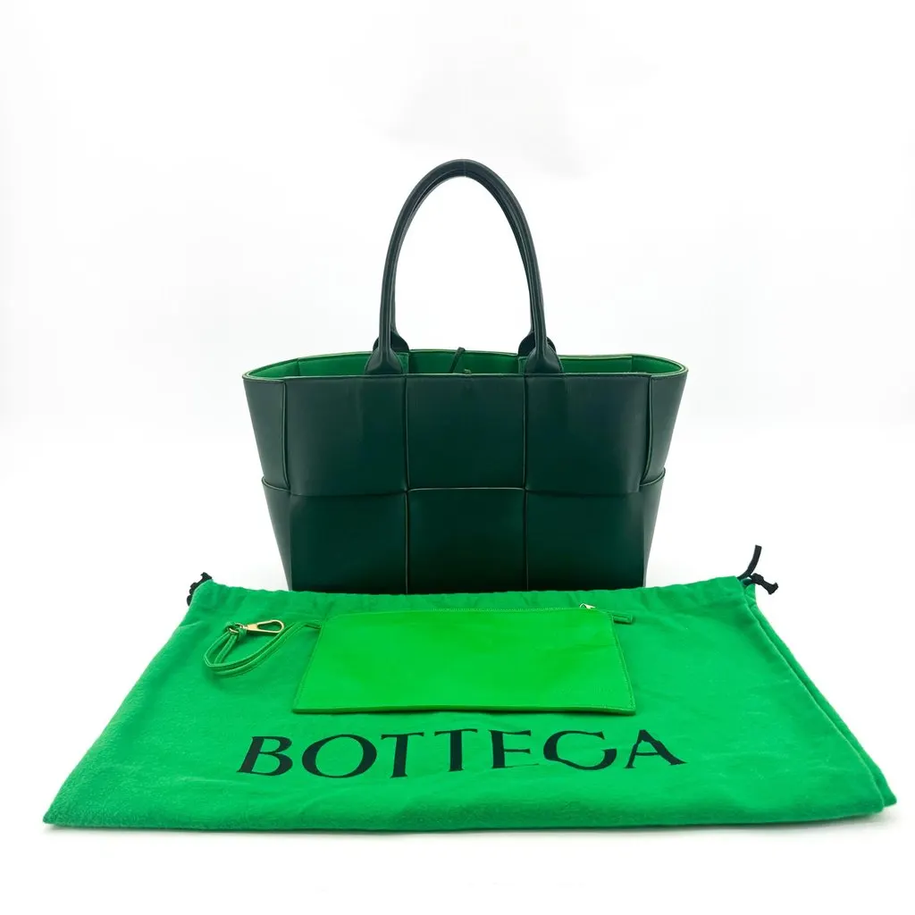 Bottega Veneta Small Arco Tote Bag Dark Green Green Leather Fair - Back View