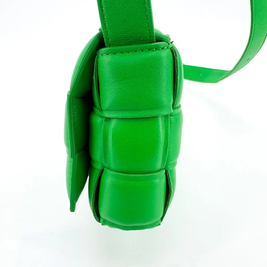 Bottega Veneta Mini Padded Cassette Belt Bag Green Green Leather Very good - Model View