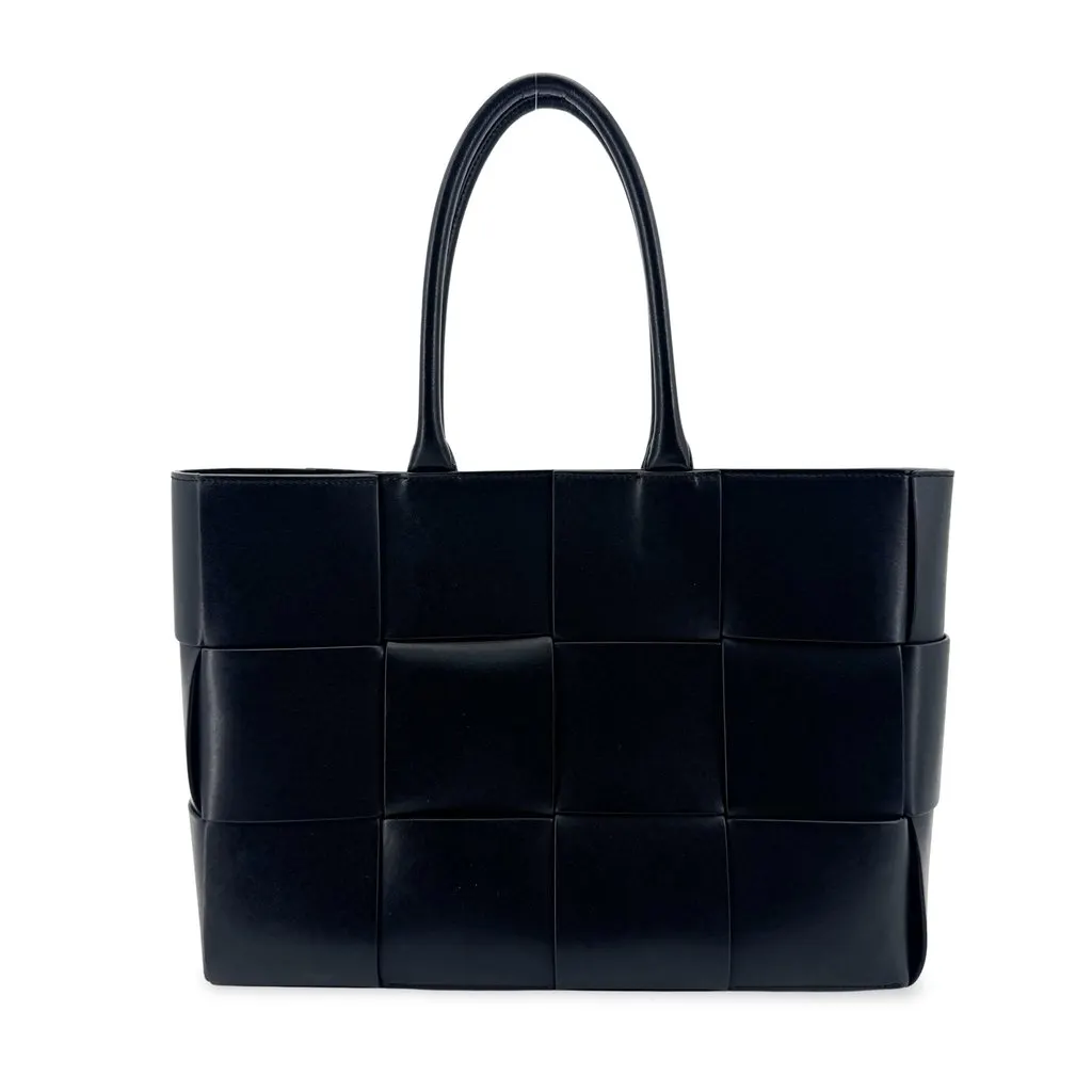 Bottega Veneta Medium Arco Tote Bag Navy Navy Leather Very good - Front View