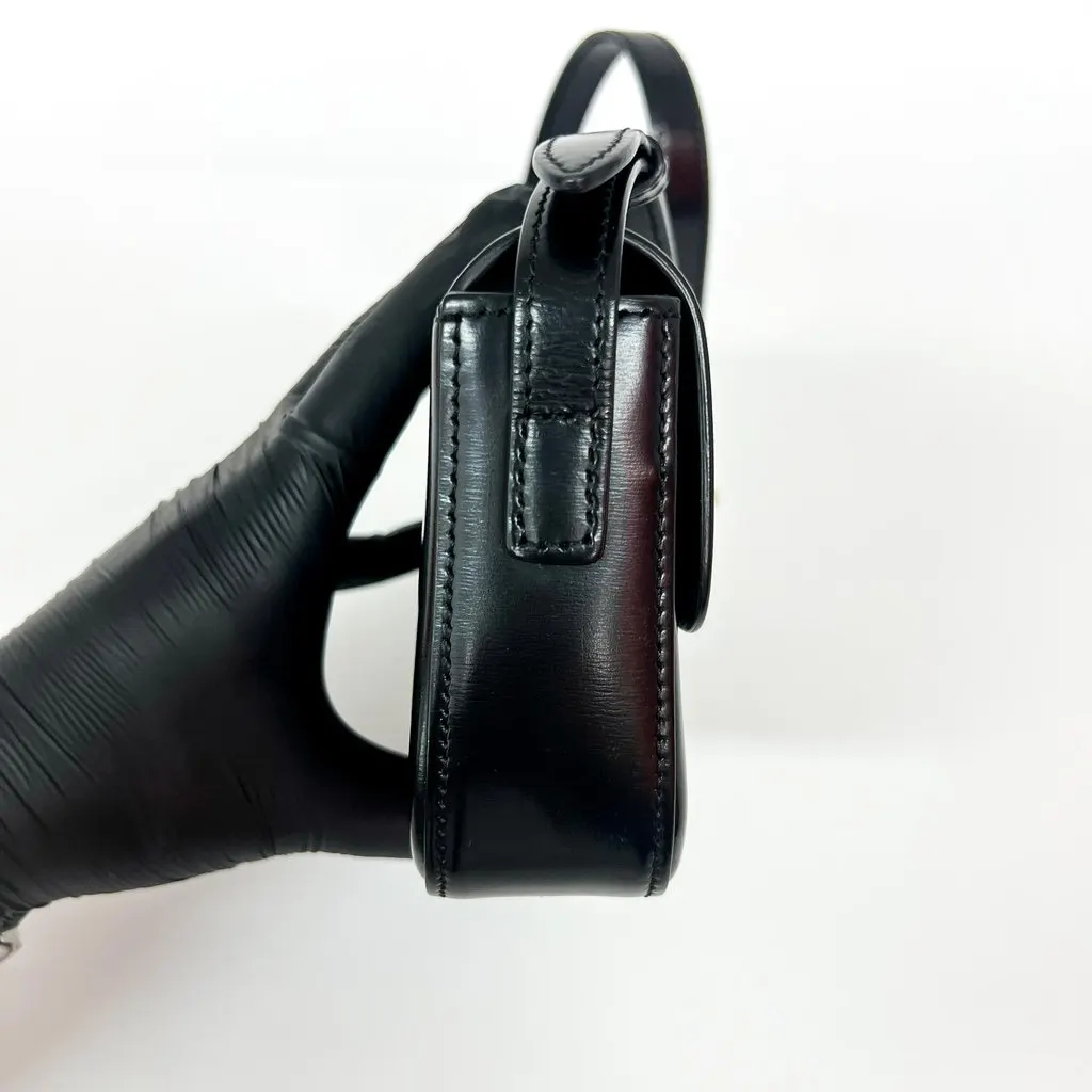 Celine Tin Trionf Bag Shiny Calfskin Black Black Leather Very good - Model View