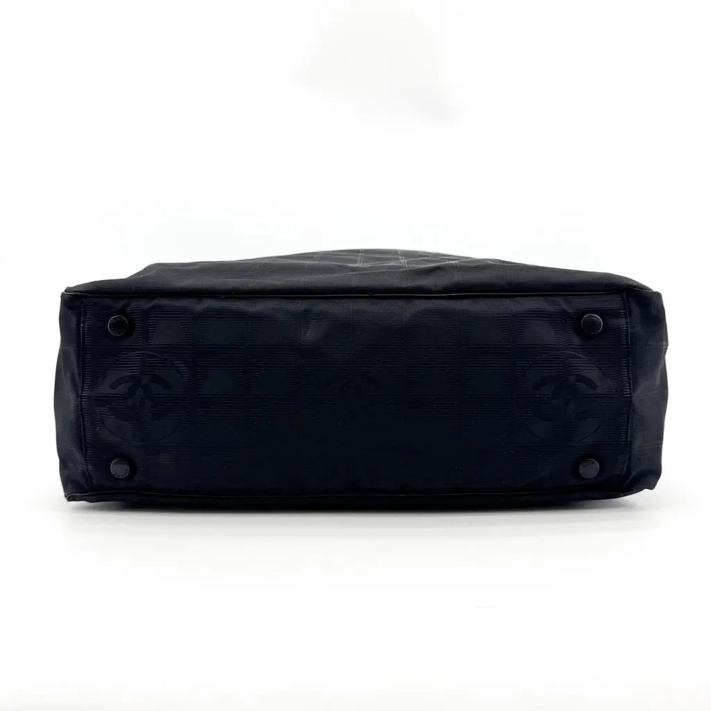 Chanel New Travel Line Tote MM Black Black Polyamide Good - Box View