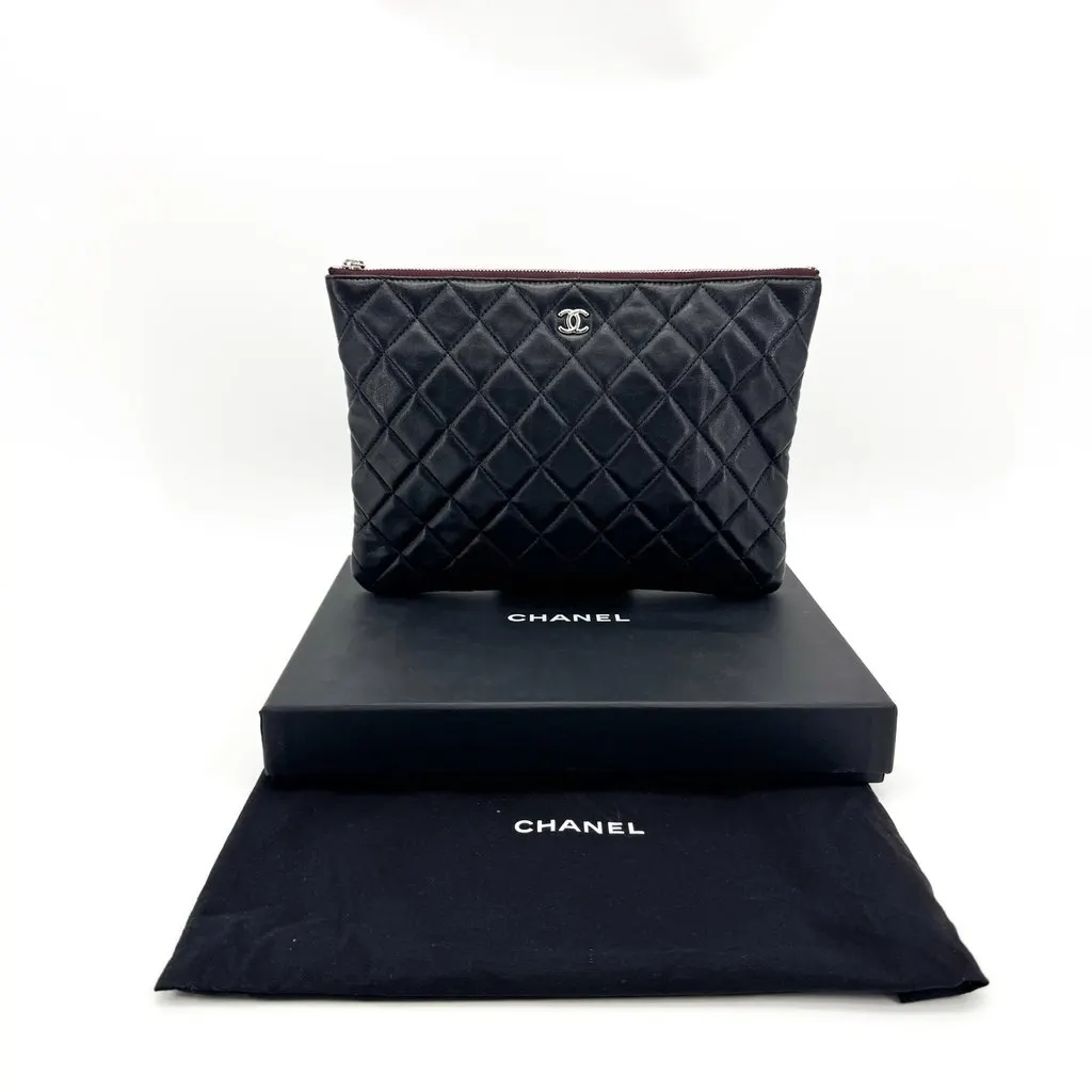 Chanel Classic O-Case Clutch Bag Large Black Silver Hardware Black Leather Very good - Back View