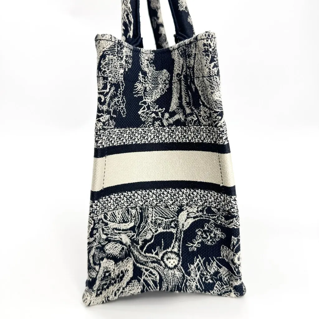 Dior Small Book Tote Navy Toile de Jouy Embroidery Navy Canvas Very good - Box View