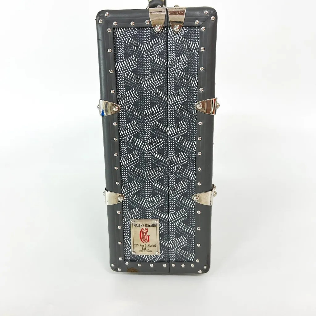 Goyard Diplomat Briefcase Black Black Canvas Good - Model View