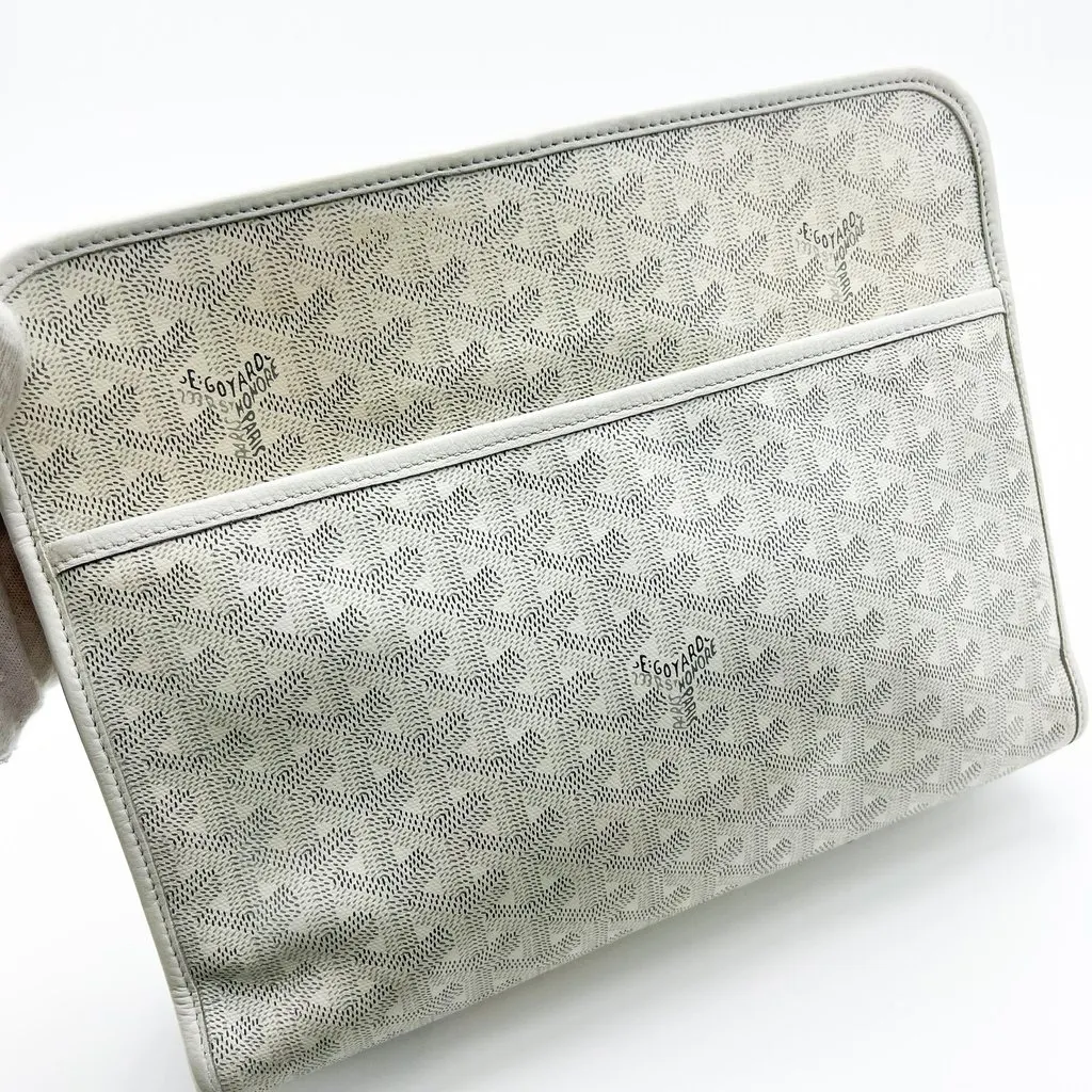 Goyard Goyas Juvance Toilet Clutch GM MultiColor Canvas Good - Model View